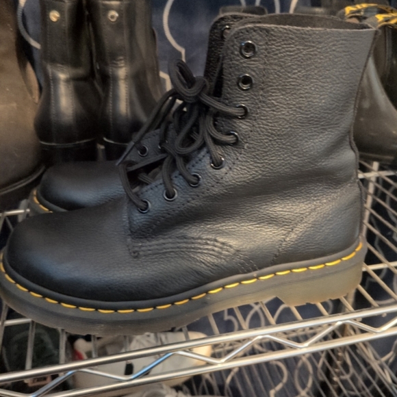 Black Leather Lace-Up Boots - Picture 1 of 6